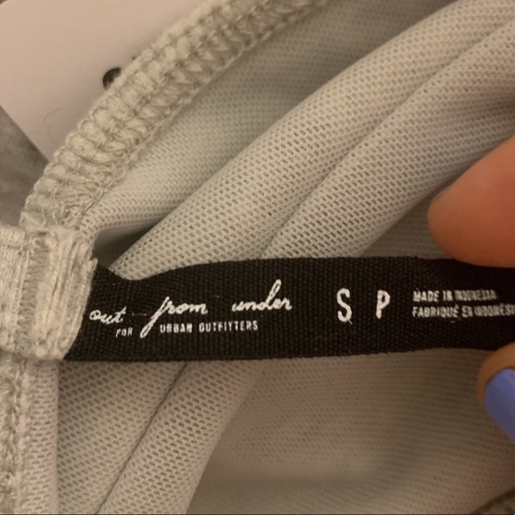 Grey one shoulder/strap crop top - Picture 3 of 4